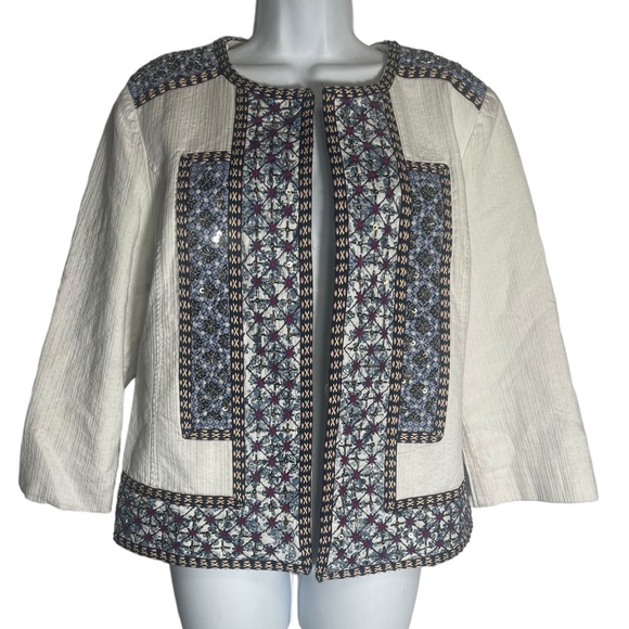 Chico’s blazer ladies size 12 (Chicos size 2) white jacket w/ embroidery 💙💙 - Picture 1 of 9